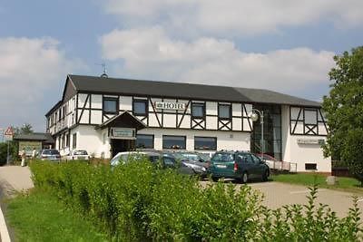 Hotel Taunusblick Hömberg Exteriör bild